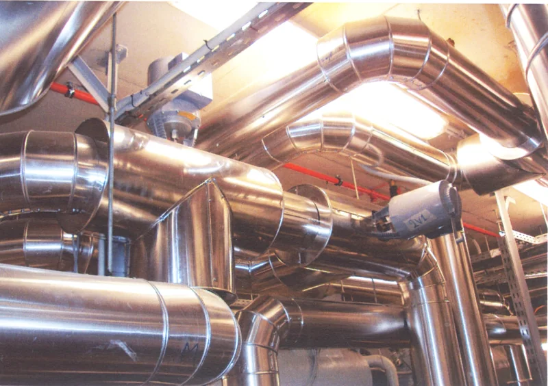 Pipework with three-way and two-way electrically operated valves