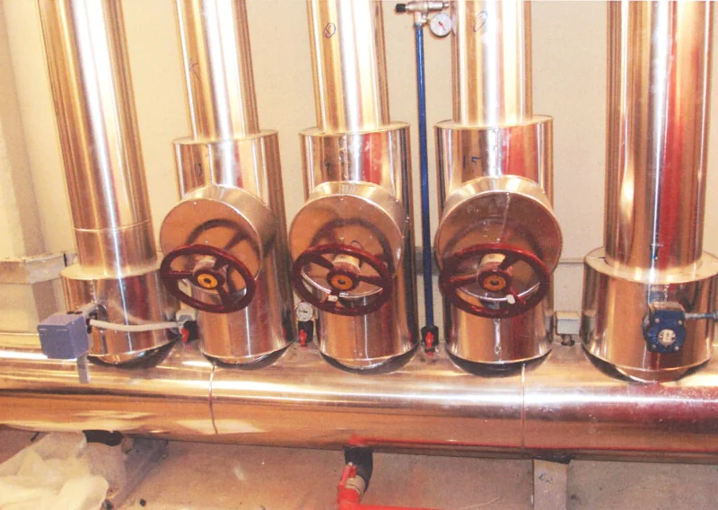 Manifold detail