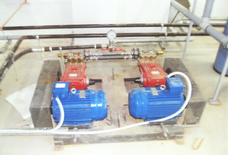 Steam pumps