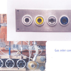 Medical gas console